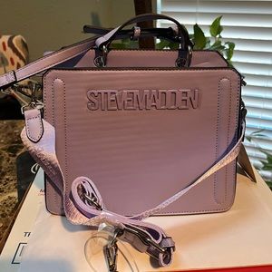 Steve Madden Bevelyn Bag viral in tick-tock